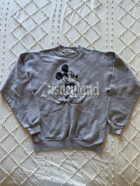 Hanes Gray Crewneck Sweater with Graphic